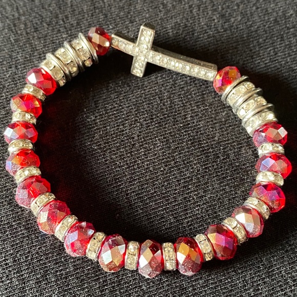 Cross beaded bracelet - Picture 1 of 2